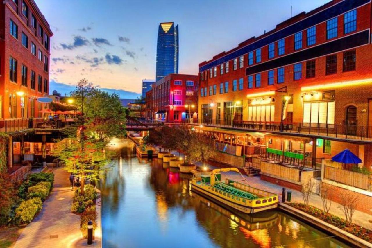 Elegant And Historic Getaway Close To Everything โอคลาโฮมาซิตี้ ภายนอก รูปภาพ